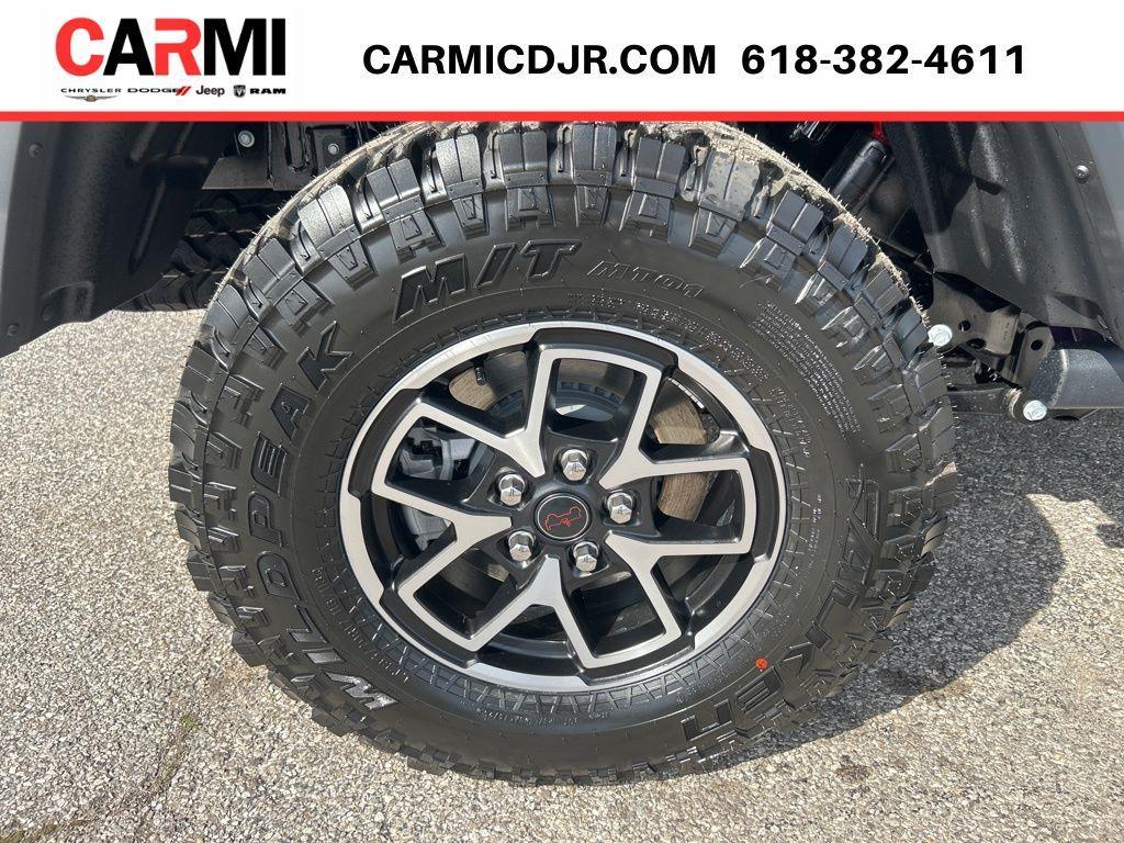 new 2026 Jeep Gladiator car, priced at $53,884