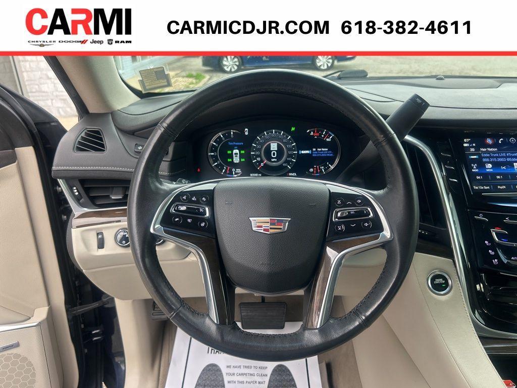 used 2020 Cadillac Escalade car, priced at $34,495