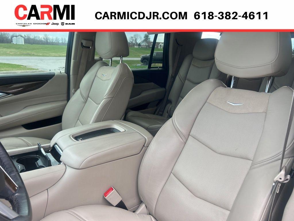 used 2020 Cadillac Escalade car, priced at $34,495