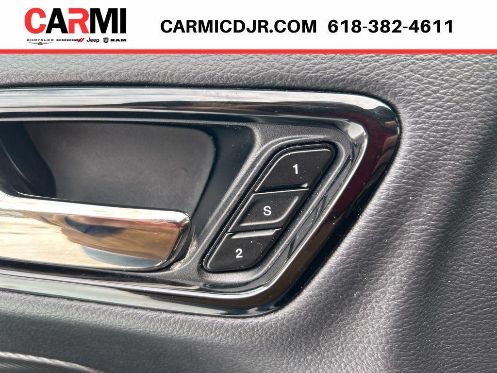 used 2025 Dodge Durango car, priced at $37,995