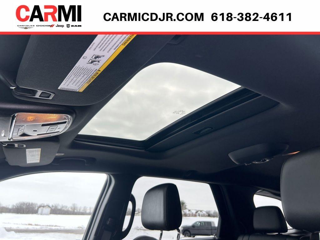 used 2025 Dodge Durango car, priced at $37,995