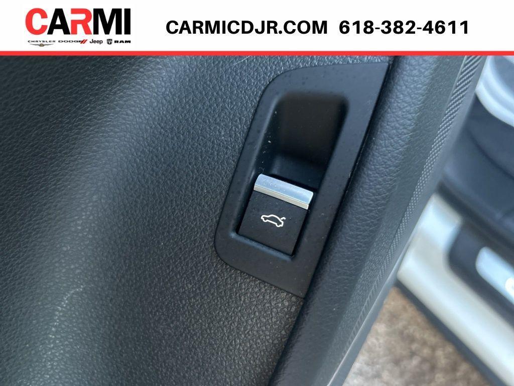 used 2020 Audi Q7 car, priced at $23,995