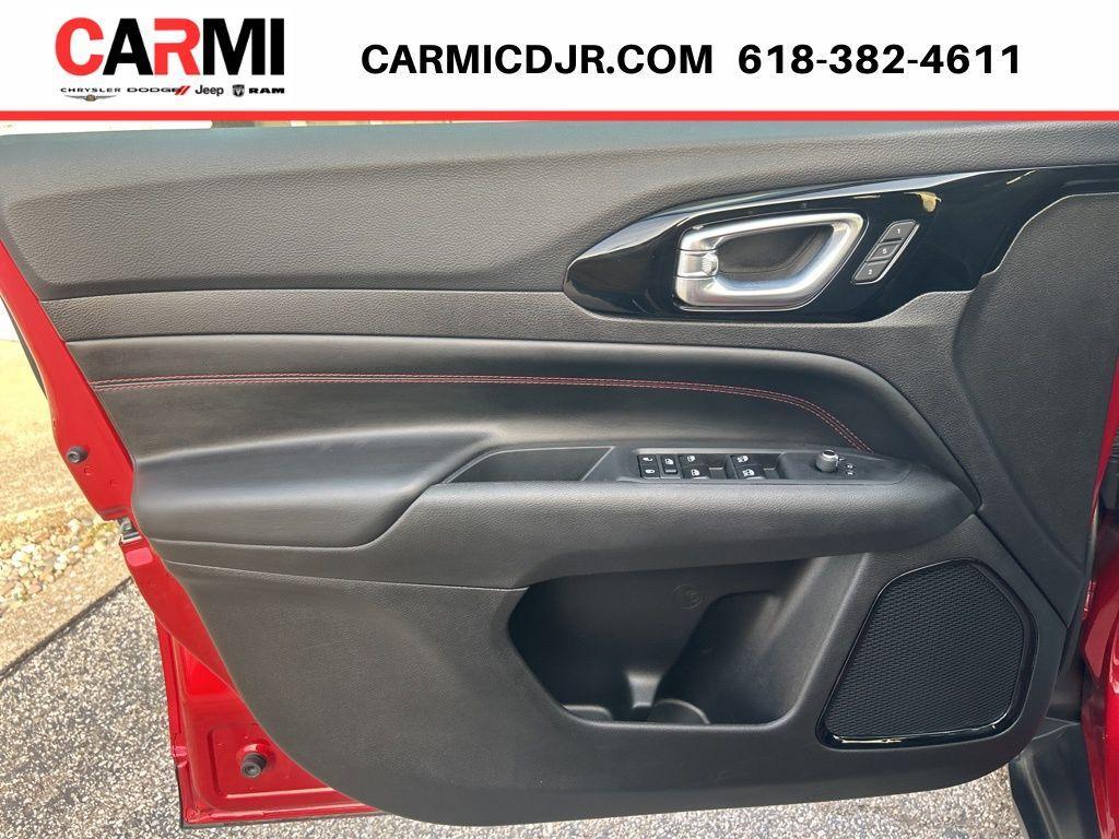 used 2025 Jeep Compass car, priced at $27,995