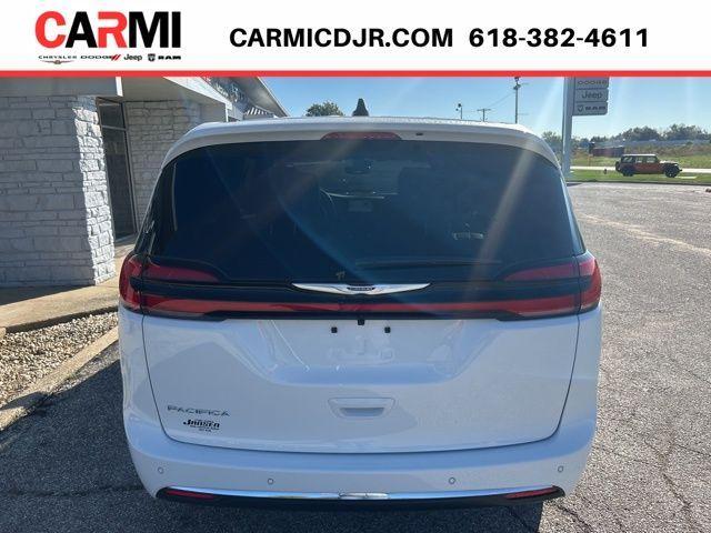 new 2026 Chrysler Pacifica car, priced at $42,920