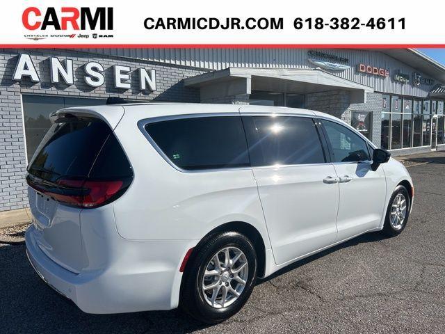 new 2026 Chrysler Pacifica car, priced at $42,920