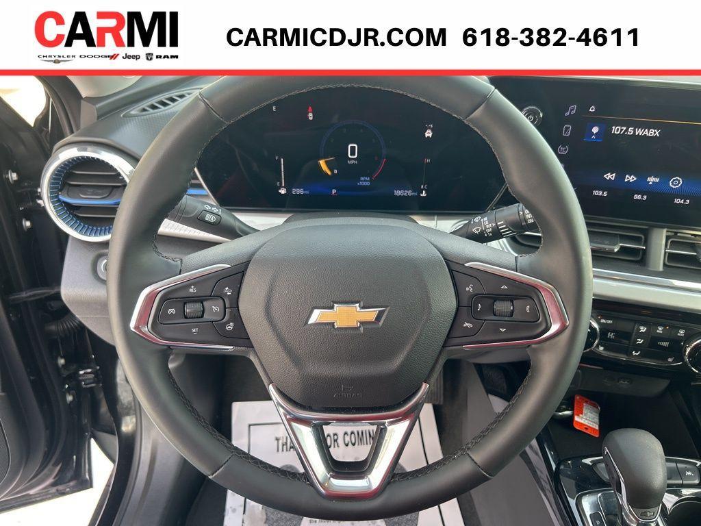 used 2025 Chevrolet Trax car, priced at $22,495