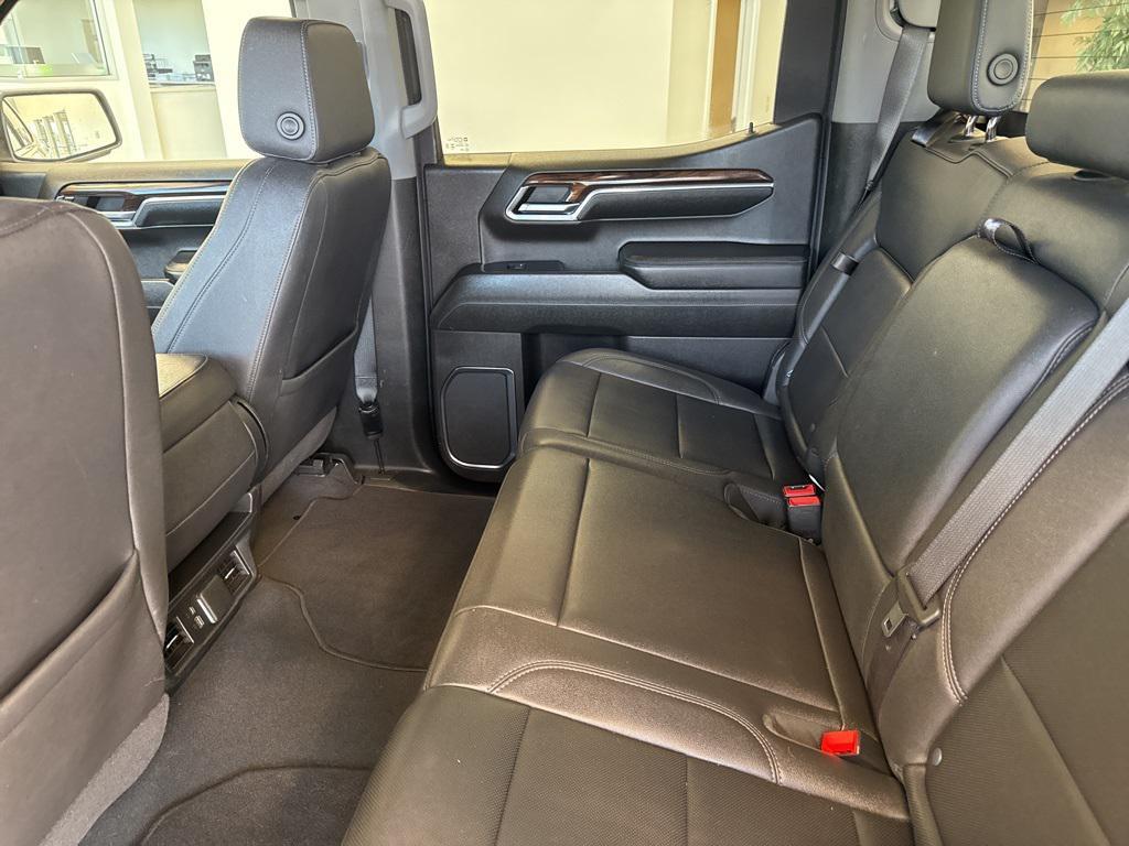 used 2024 GMC Sierra 1500 car, priced at $41,500