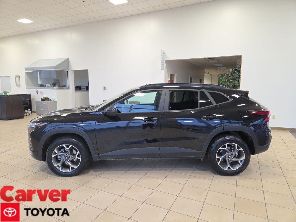 used 2025 Chevrolet Trax car, priced at $22,990