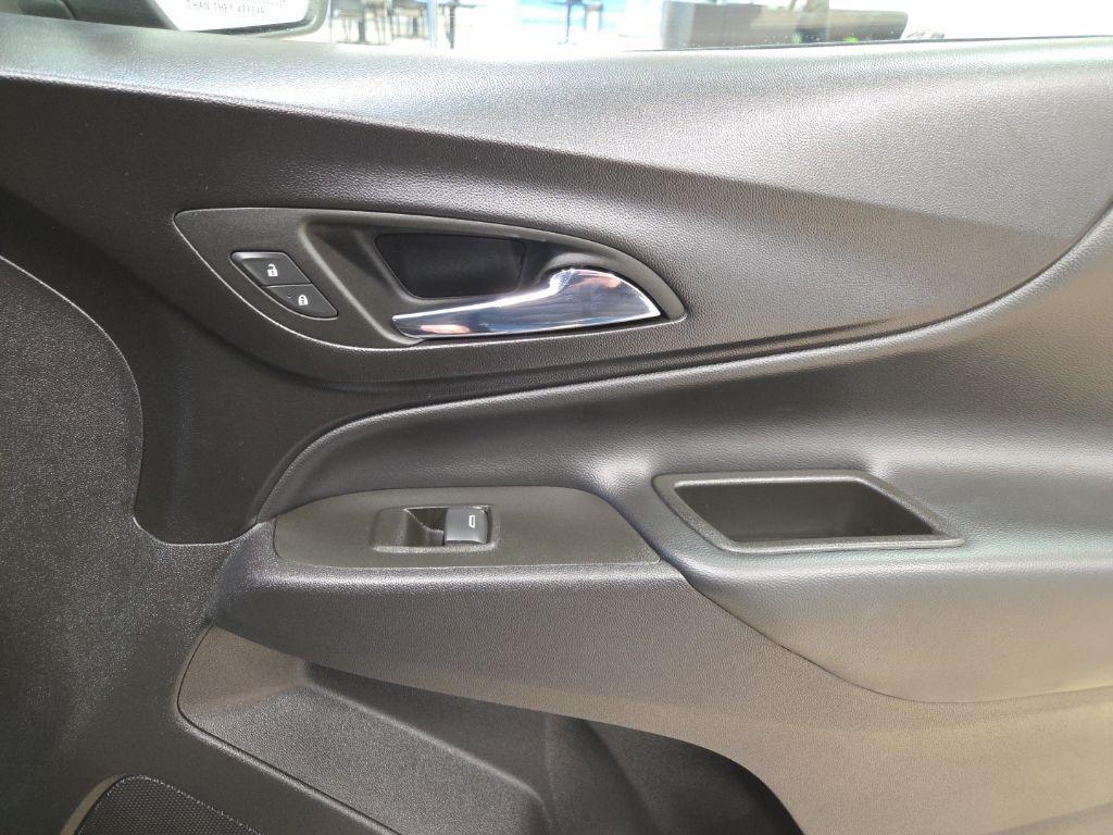 used 2024 Chevrolet Equinox car, priced at $22,489