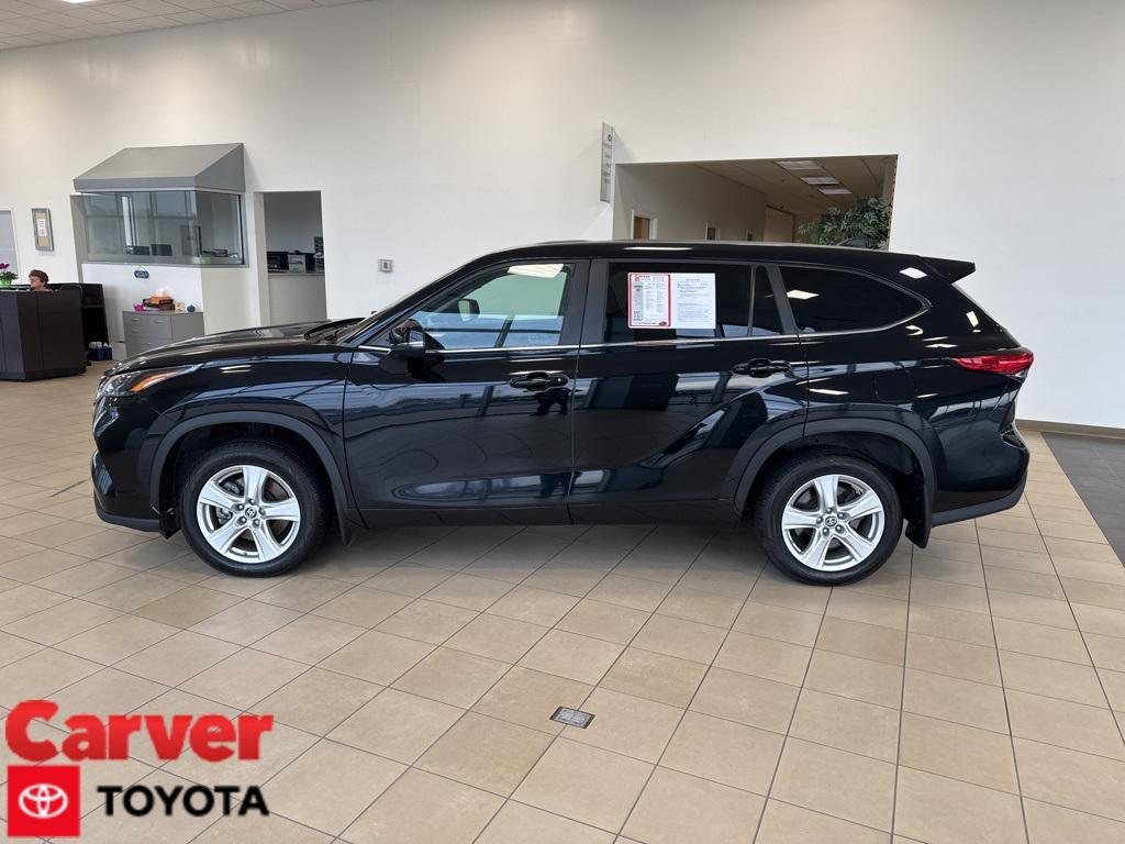 used 2023 Toyota Highlander car, priced at $30,685