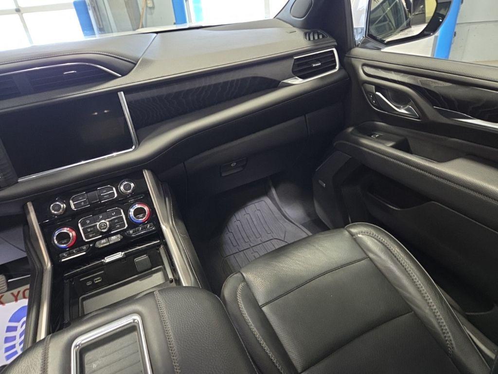 used 2023 GMC Yukon car, priced at $62,500