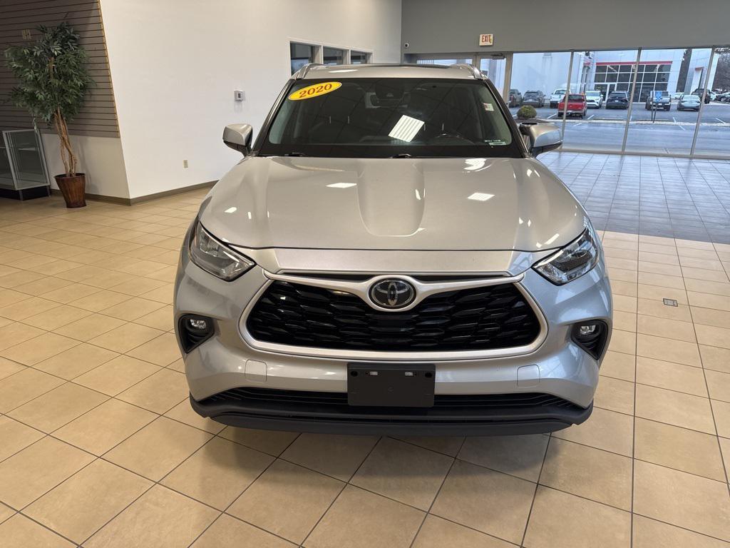 used 2020 Toyota Highlander car, priced at $23,429