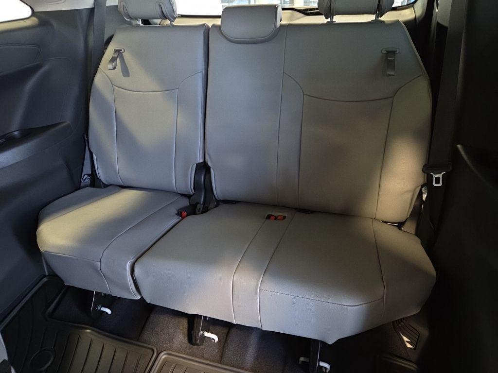 new 2026 Toyota Sienna car, priced at $51,099