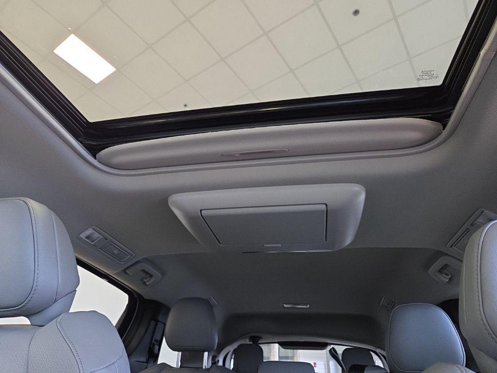 new 2026 Toyota Sienna car, priced at $51,099