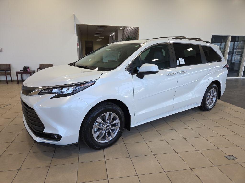 new 2026 Toyota Sienna car, priced at $51,099