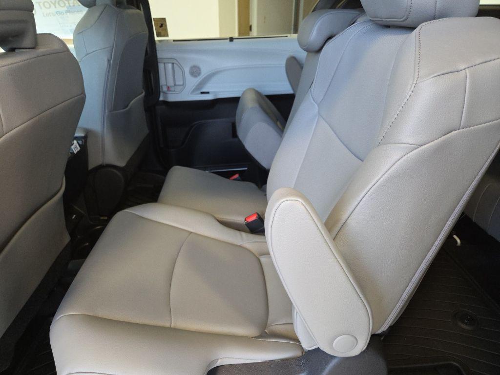 new 2026 Toyota Sienna car, priced at $51,099