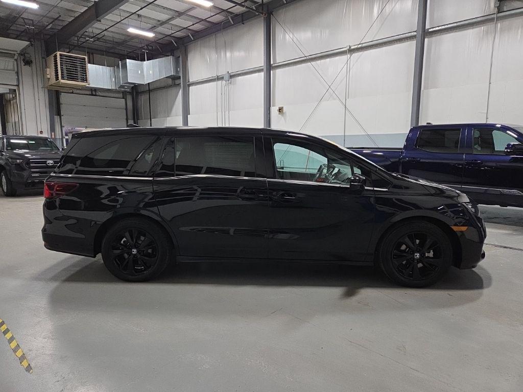 used 2024 Honda Odyssey car, priced at $35,345