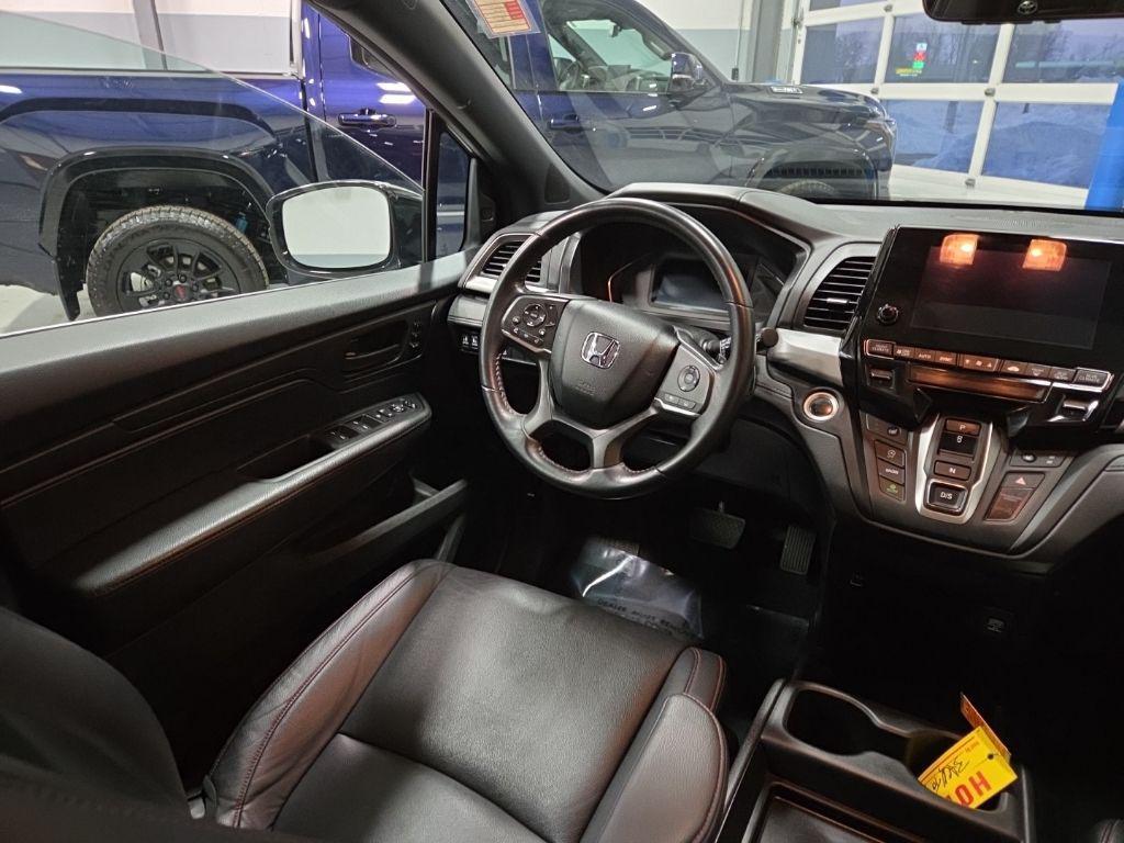 used 2024 Honda Odyssey car, priced at $35,345