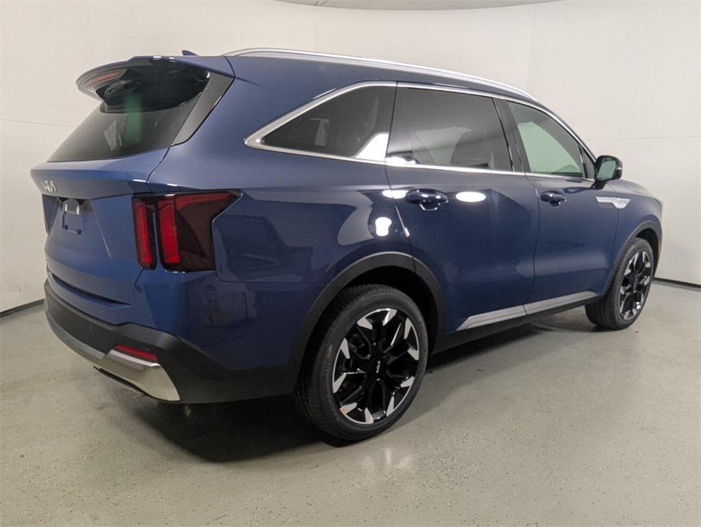 new 2026 Kia Sorento car, priced at $41,340