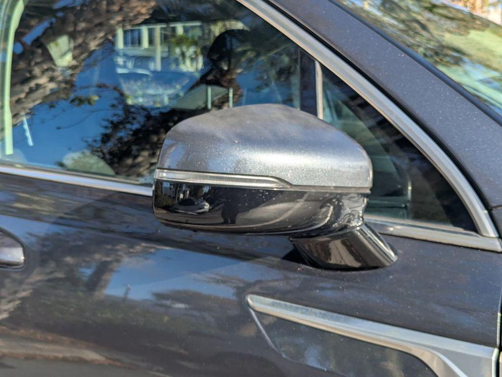 used 2021 Kia Sorento car, priced at $12,999