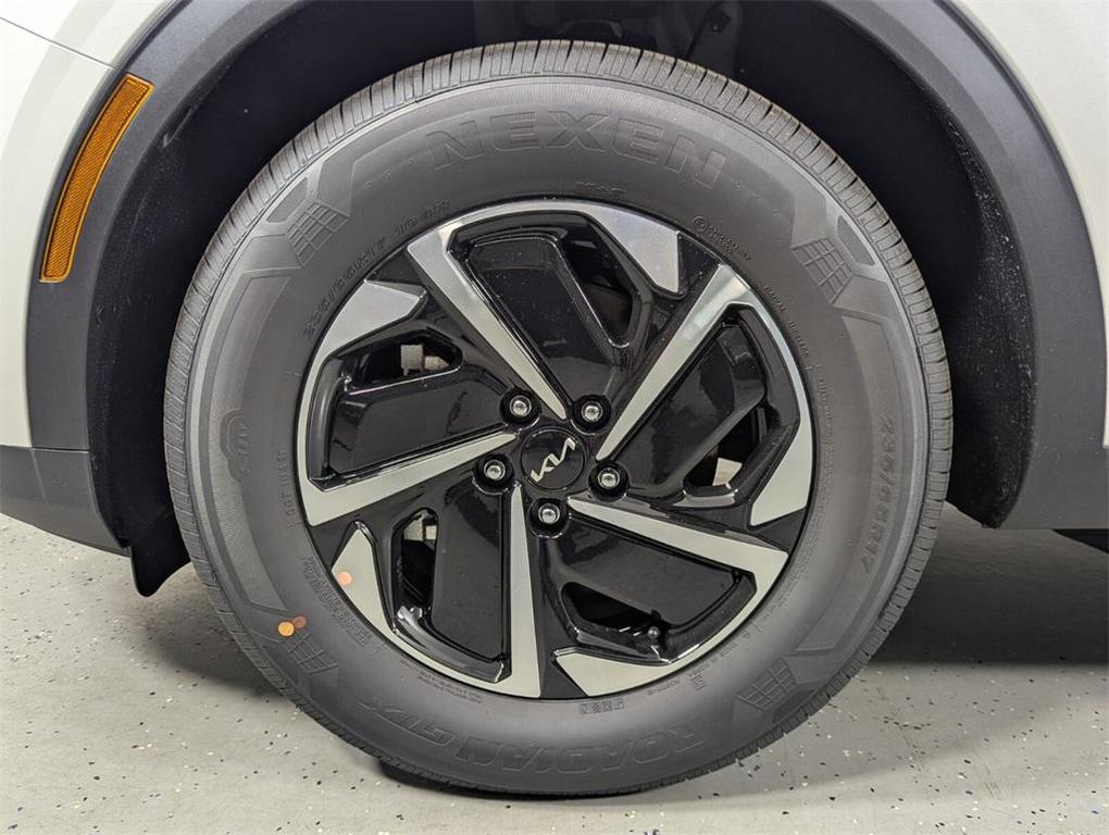 new 2025 Kia Sportage Hybrid car, priced at $29,550