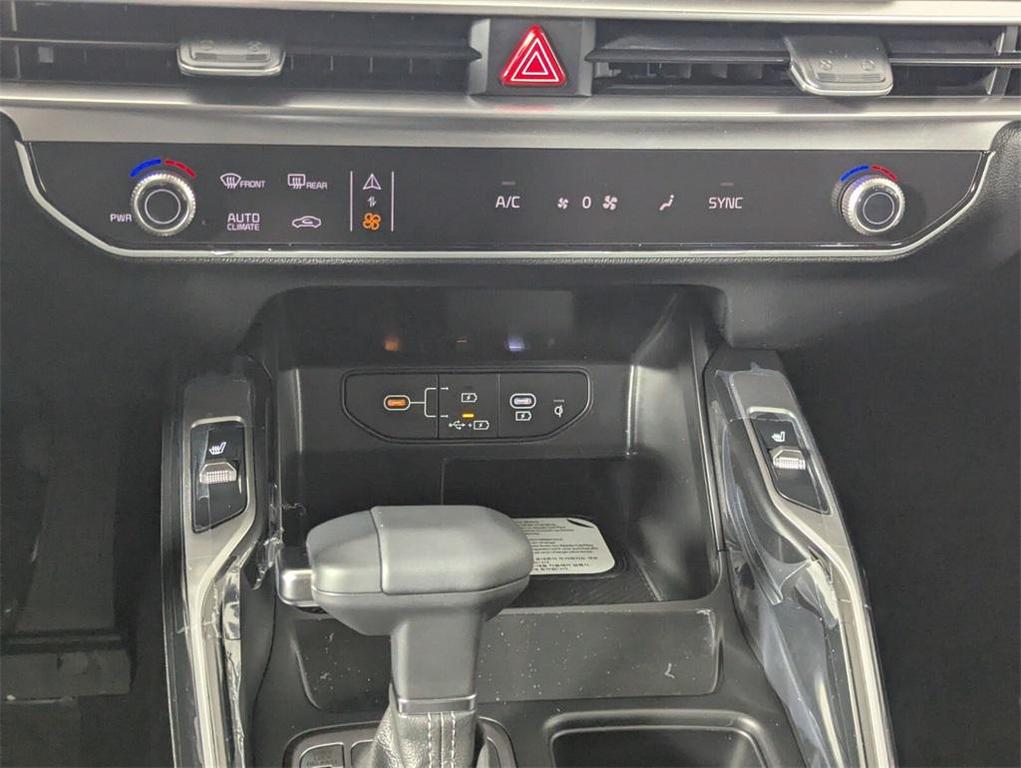 new 2026 Kia Sorento car, priced at $40,940