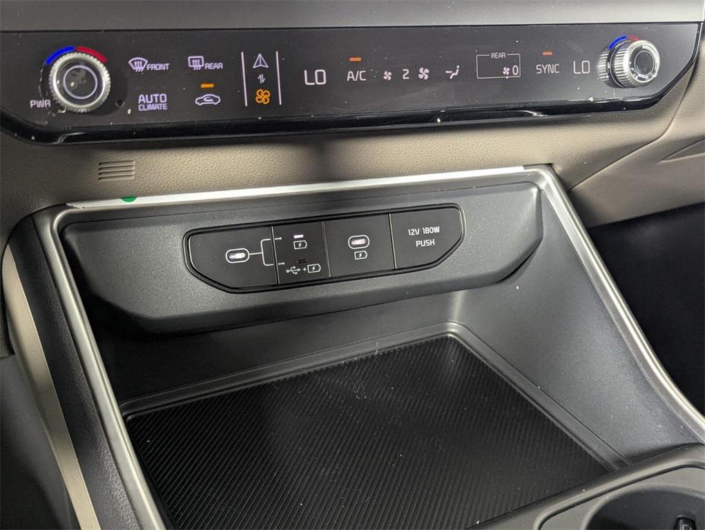 new 2026 Kia Carnival car, priced at $39,112