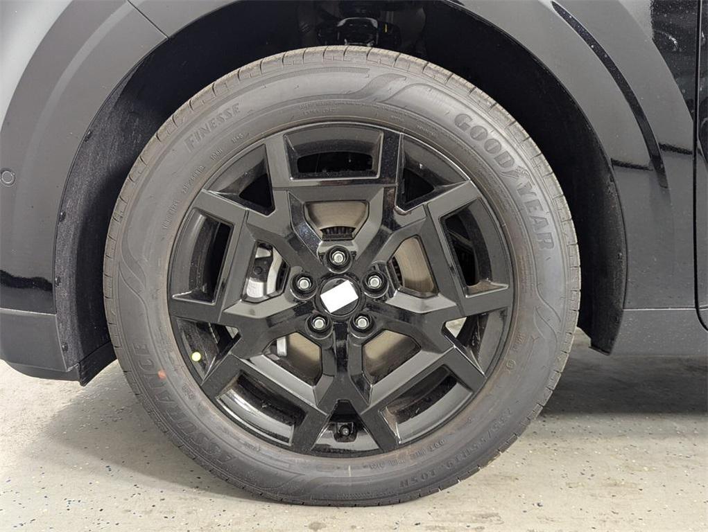 new 2026 Kia Carnival Hybrid car, priced at $52,625