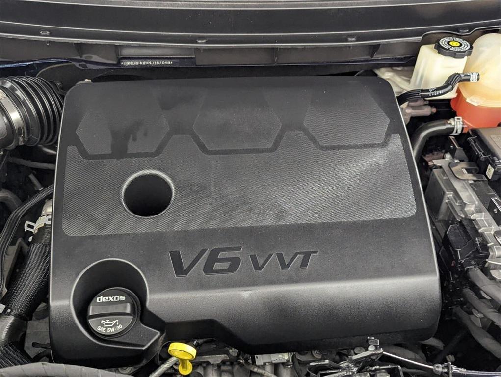 used 2022 Chevrolet Traverse car, priced at $18,991