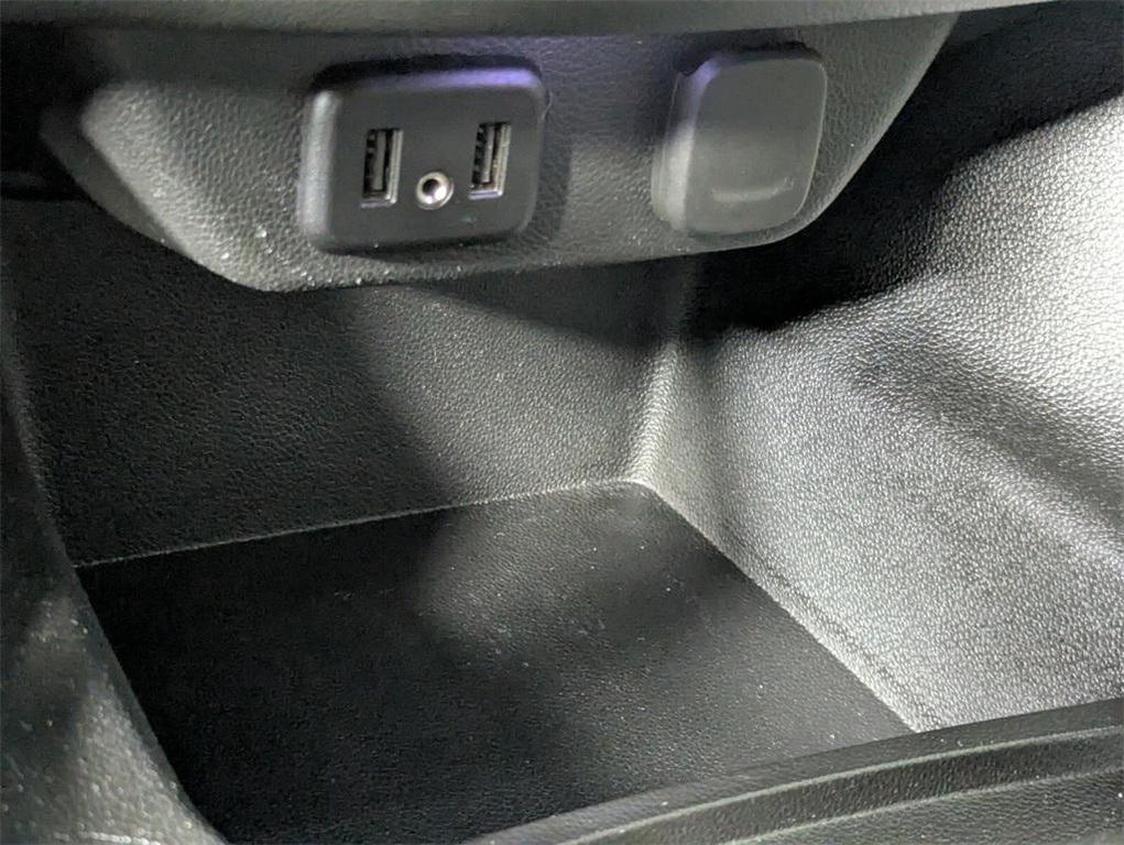 used 2022 Chevrolet Traverse car, priced at $18,991