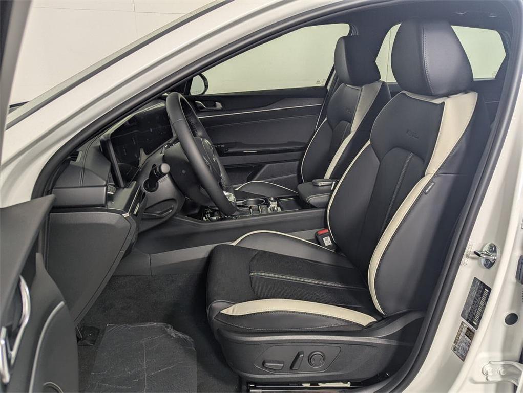 new 2026 Kia K5 car, priced at $30,630