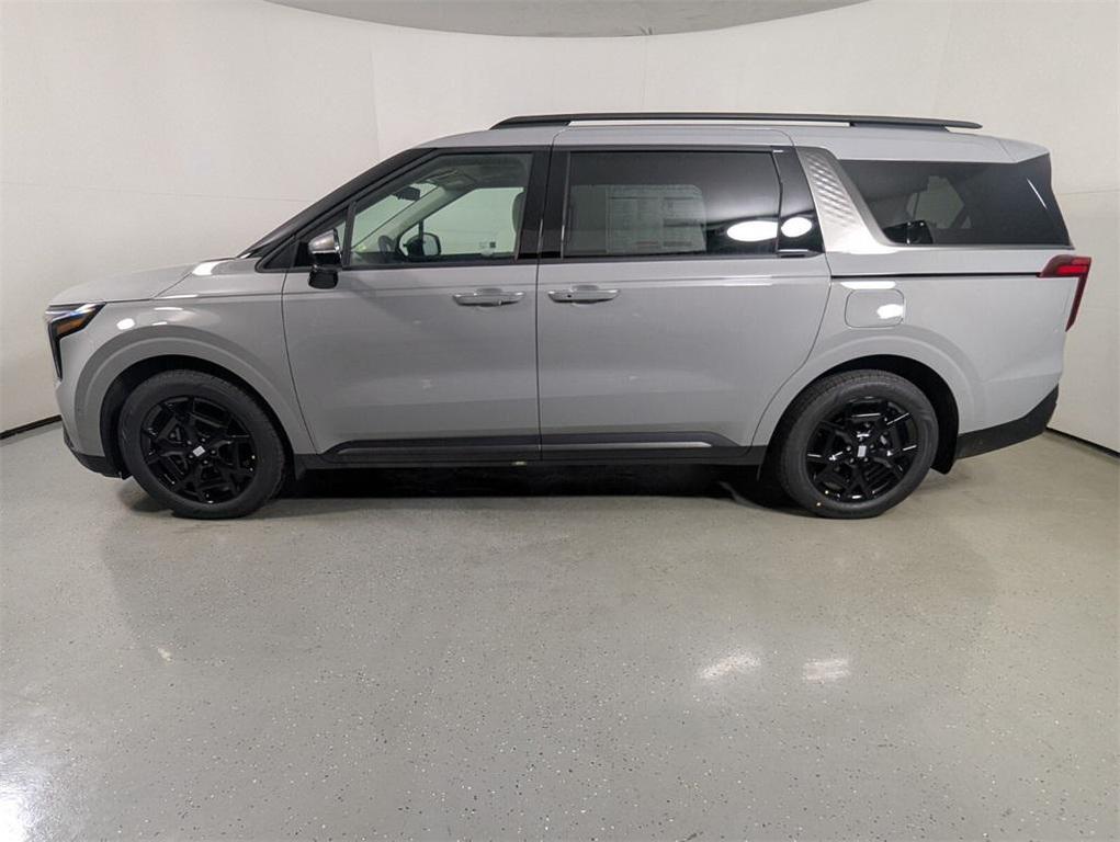 new 2026 Kia Carnival Hybrid car, priced at $53,381