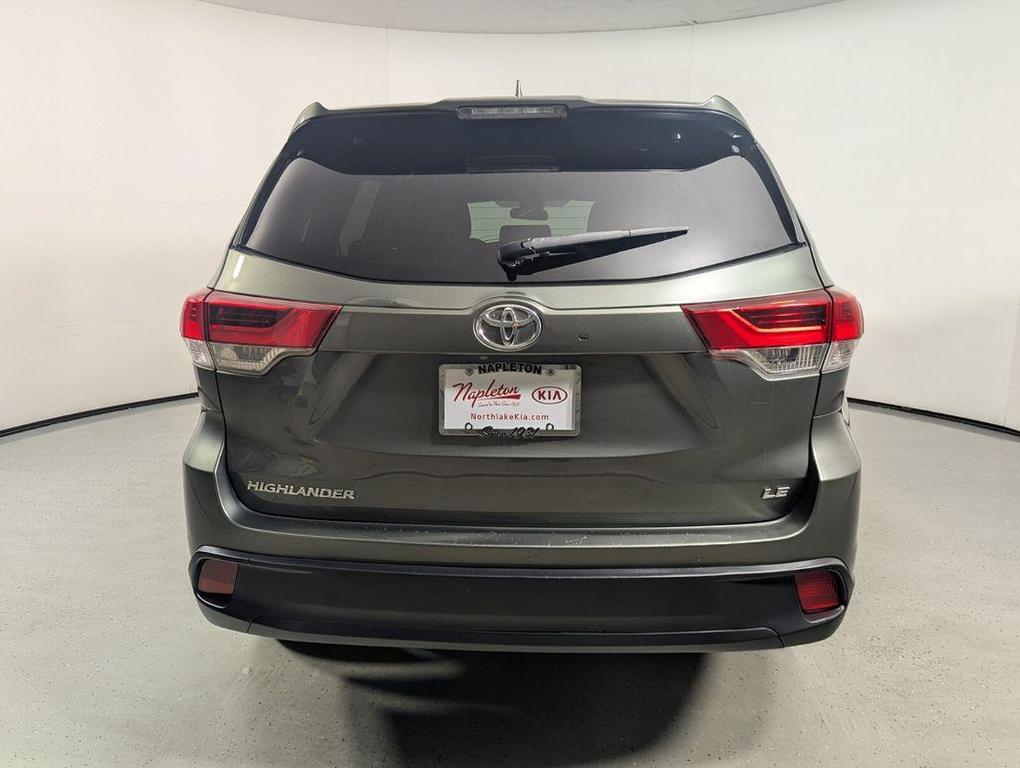 used 2019 Toyota Highlander car, priced at $21,875