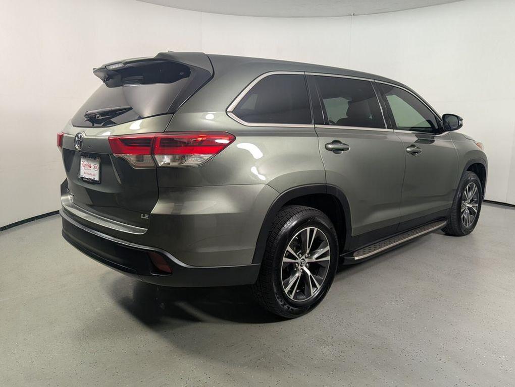 used 2019 Toyota Highlander car, priced at $21,875