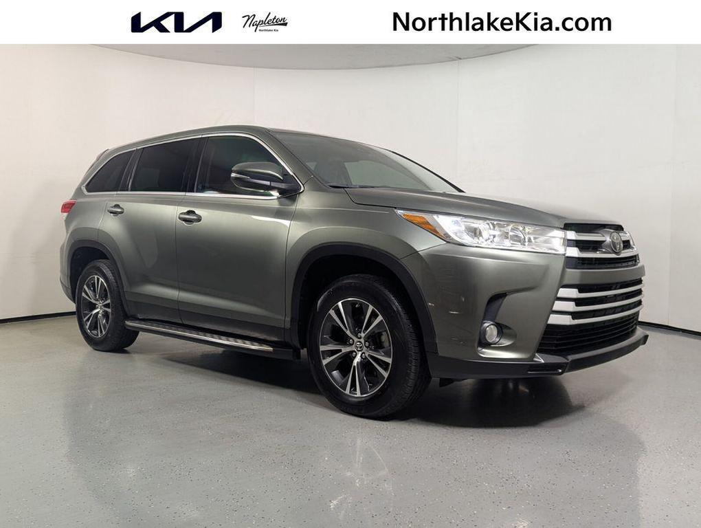 used 2019 Toyota Highlander car, priced at $21,875