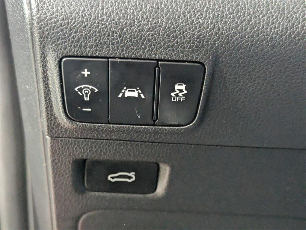 used 2023 Kia K5 car, priced at $22,991