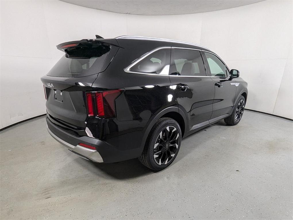 new 2025 Kia Sorento car, priced at $38,553