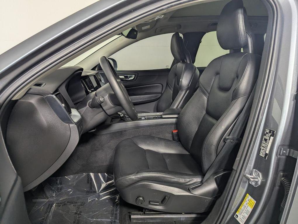 used 2018 Volvo XC60 car, priced at $14,367