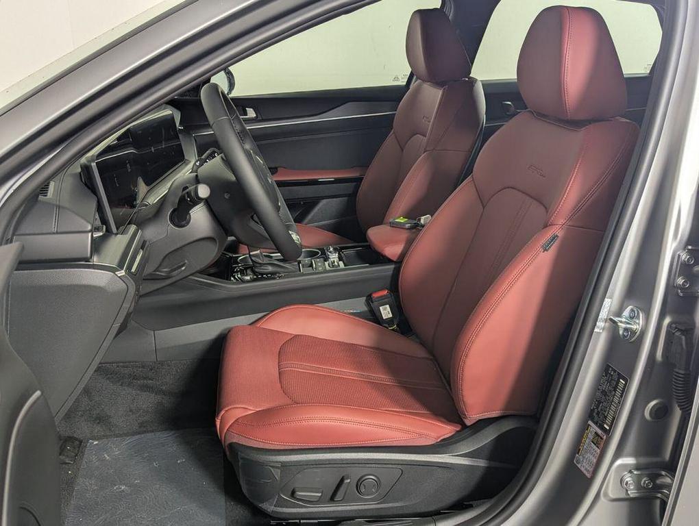 new 2026 Kia K5 car, priced at $33,008