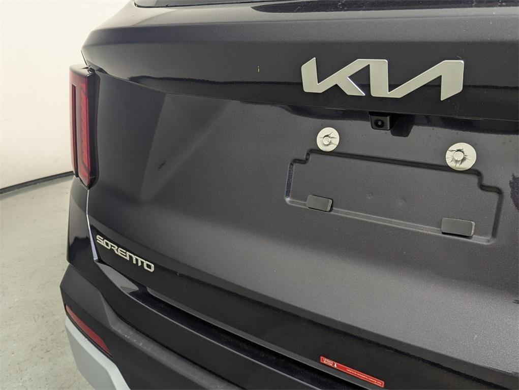 new 2026 Kia Sorento car, priced at $33,125