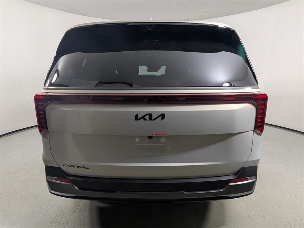 new 2026 Kia Carnival car, priced at $50,697