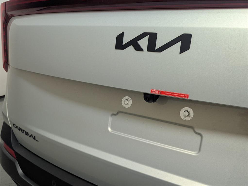 new 2026 Kia Carnival car, priced at $50,697