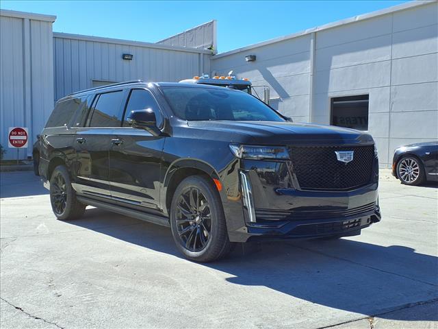 used 2023 Cadillac Escalade ESV car, priced at $76,370