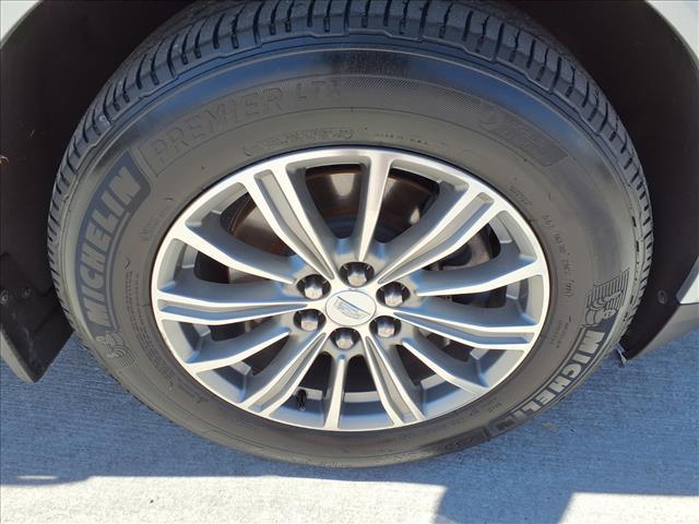 used 2018 Cadillac XT5 car, priced at $16,997