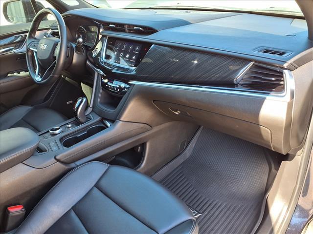 used 2021 Cadillac XT6 car, priced at $23,879