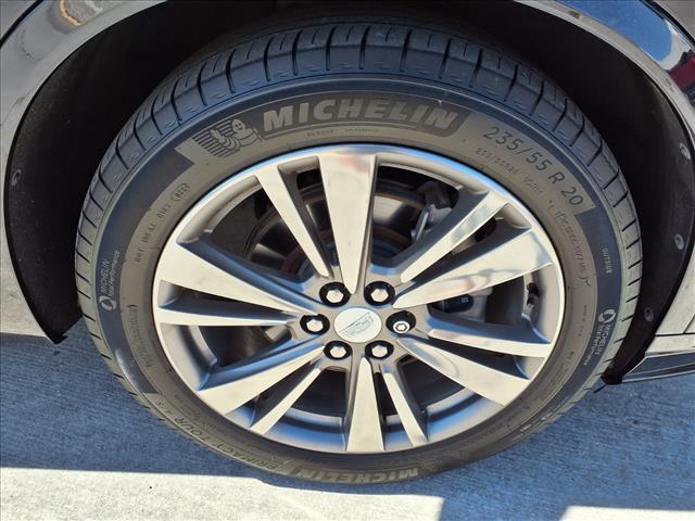 used 2021 Cadillac XT6 car, priced at $23,879