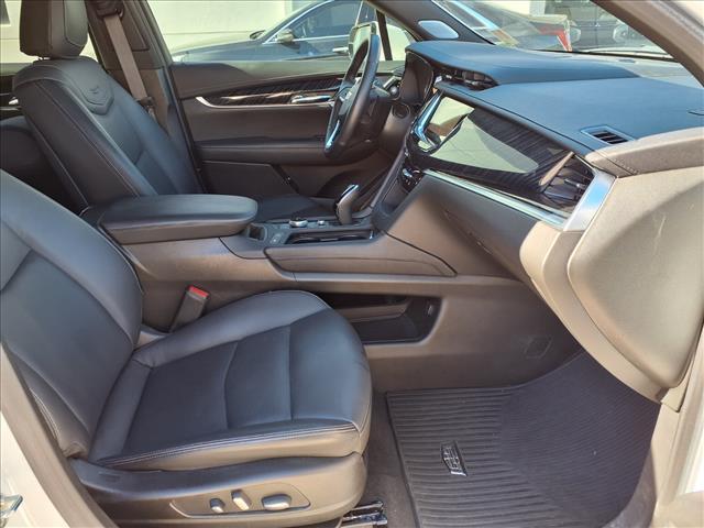 used 2024 Cadillac XT6 car, priced at $40,921