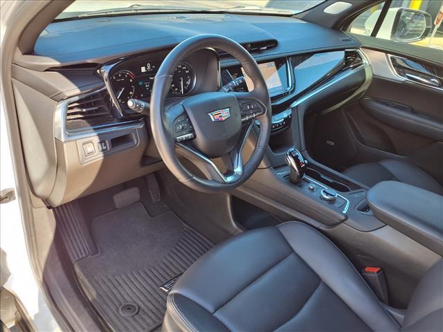 used 2024 Cadillac XT6 car, priced at $40,921