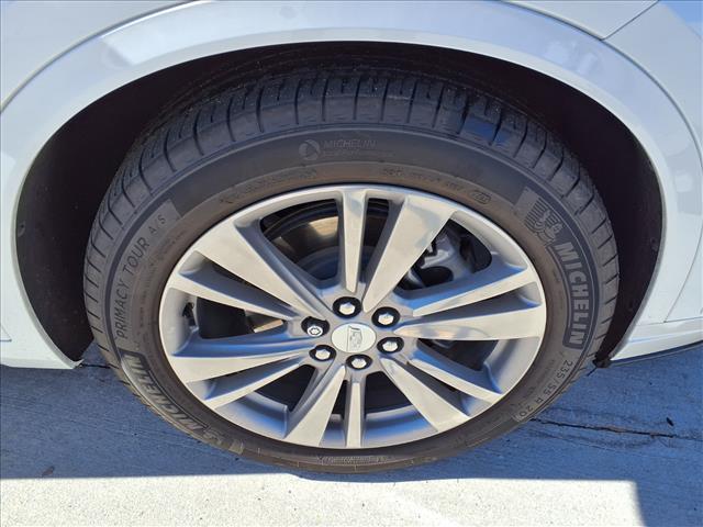 used 2024 Cadillac XT6 car, priced at $40,921