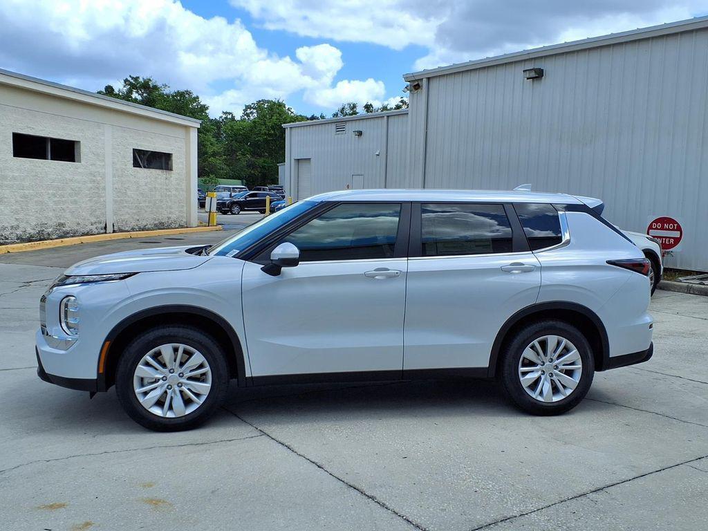new 2026 Mitsubishi Outlander car, priced at $34,166
